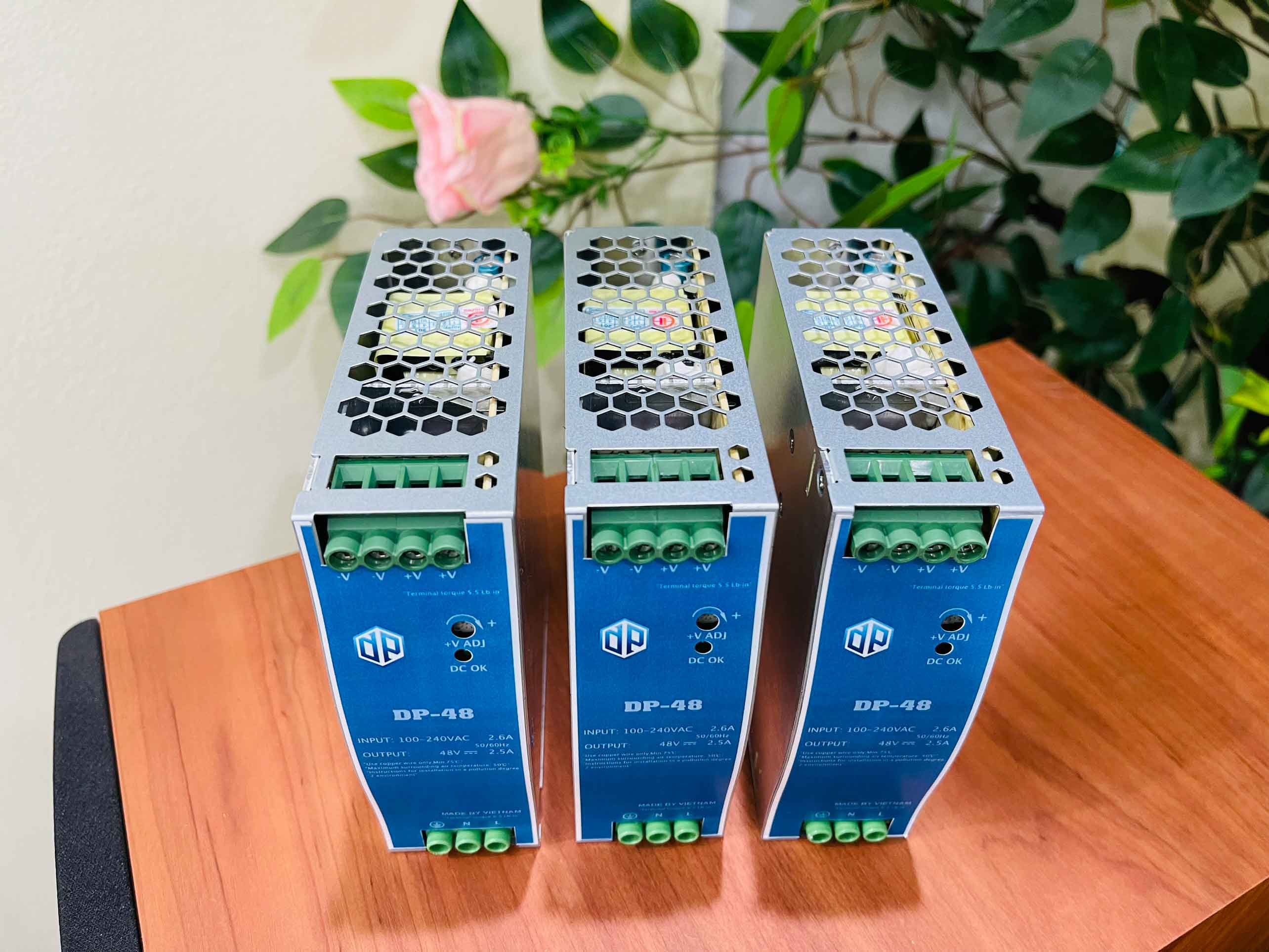 Nguồn 48V DP-48 cho máy chủ NIM